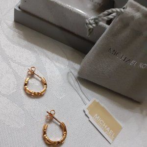 Michael Kors Rose Gold, Link Huggie Earrings